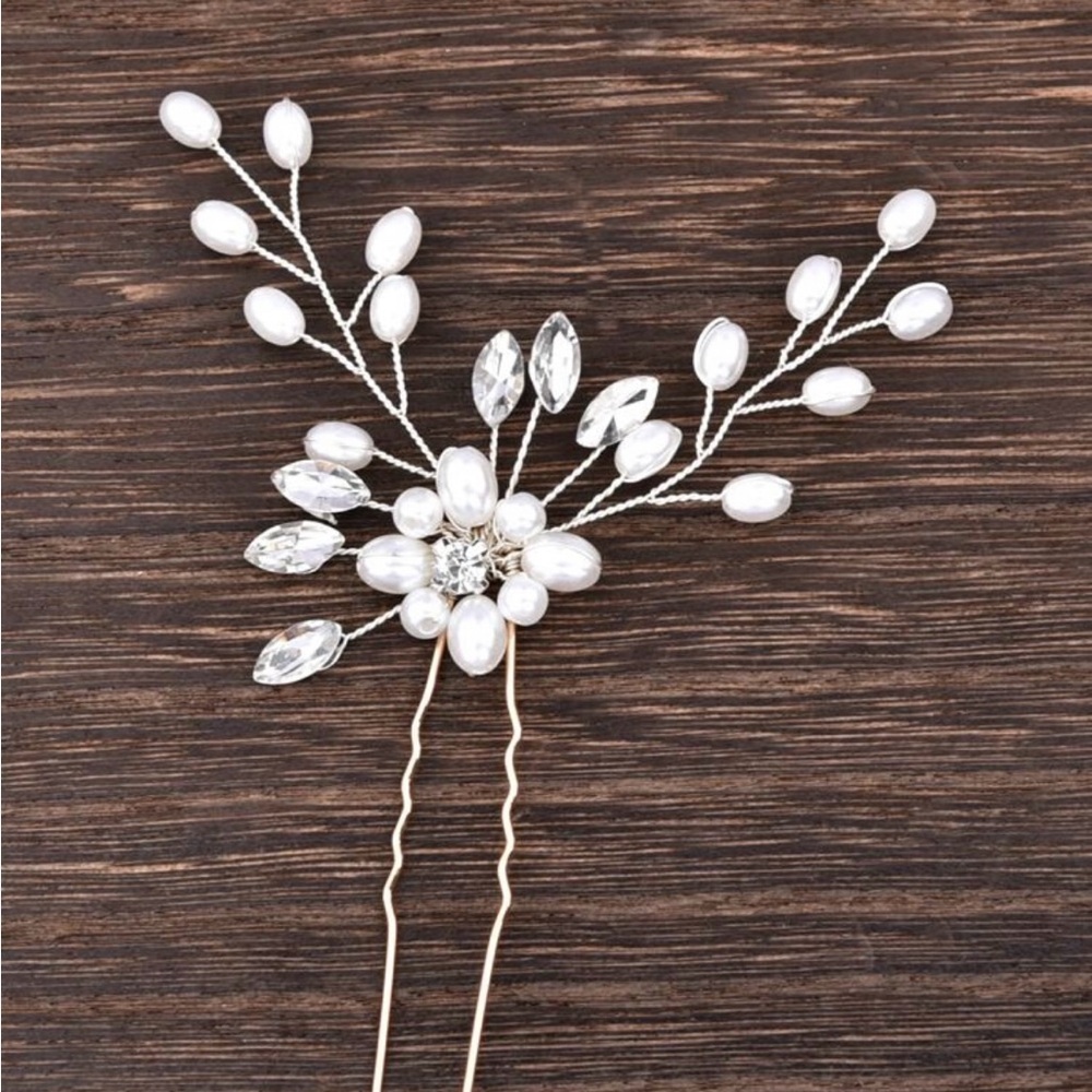 Elegant Pearl Hair Accessory (2) - Picture 4 of 5